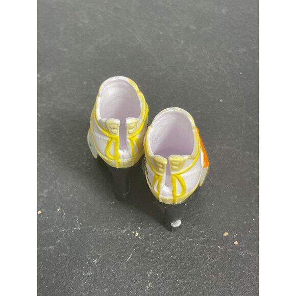 Rainbow High Doll Miniature High Heel Shoes Yellow & White - Picture 3 of 4